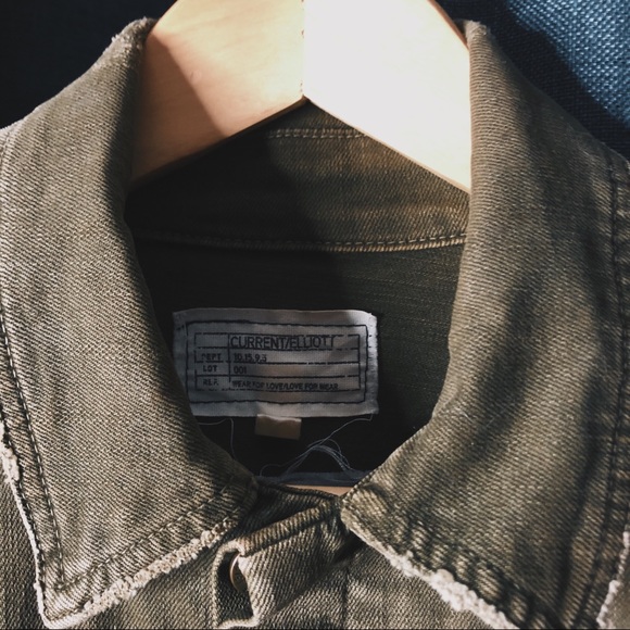 💥24 HR CLEAR-OUT💥 Current/Elliott Denim Jacket - Picture 3 of 5